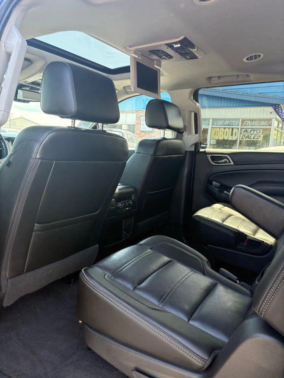 used 2019 GMC Yukon XL car, priced at $36,500