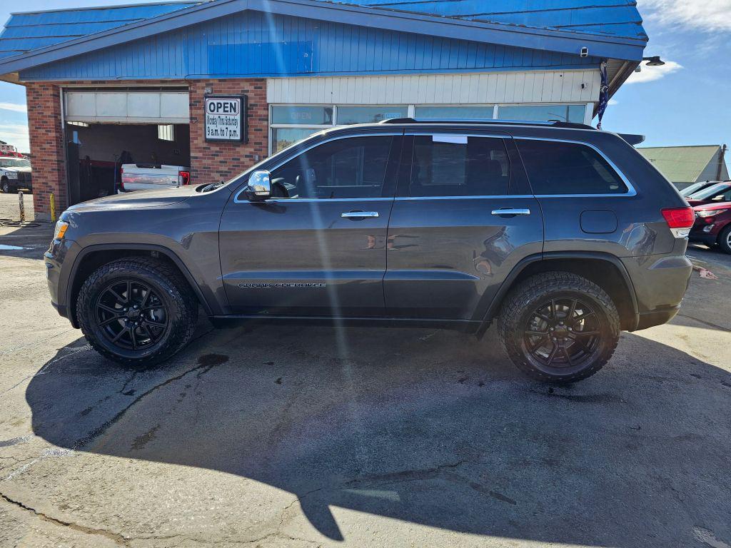used 2018 Jeep Grand Cherokee car, priced at $16,995