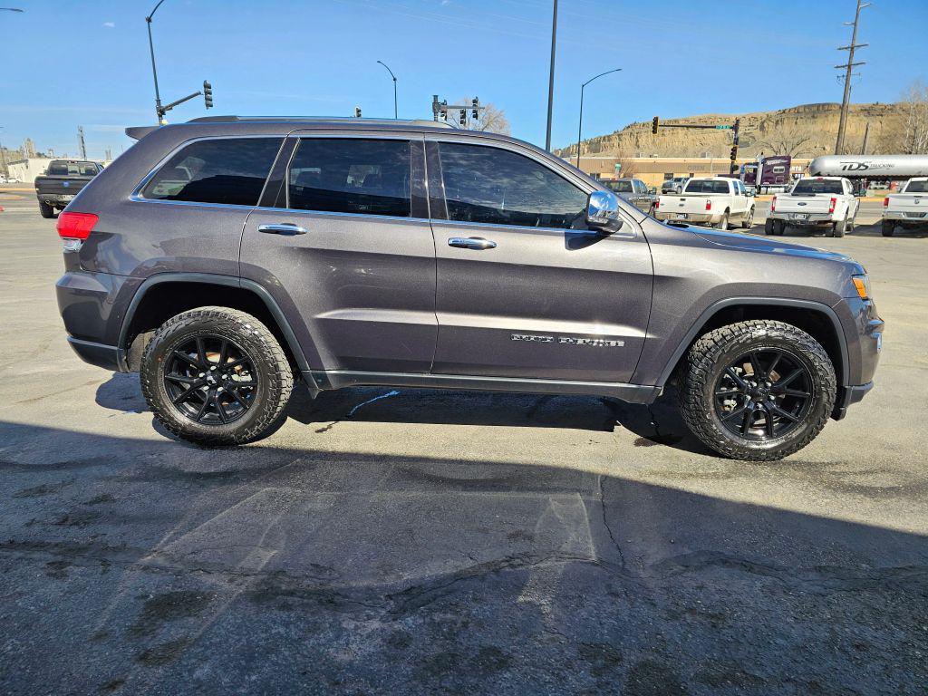 used 2018 Jeep Grand Cherokee car, priced at $16,995