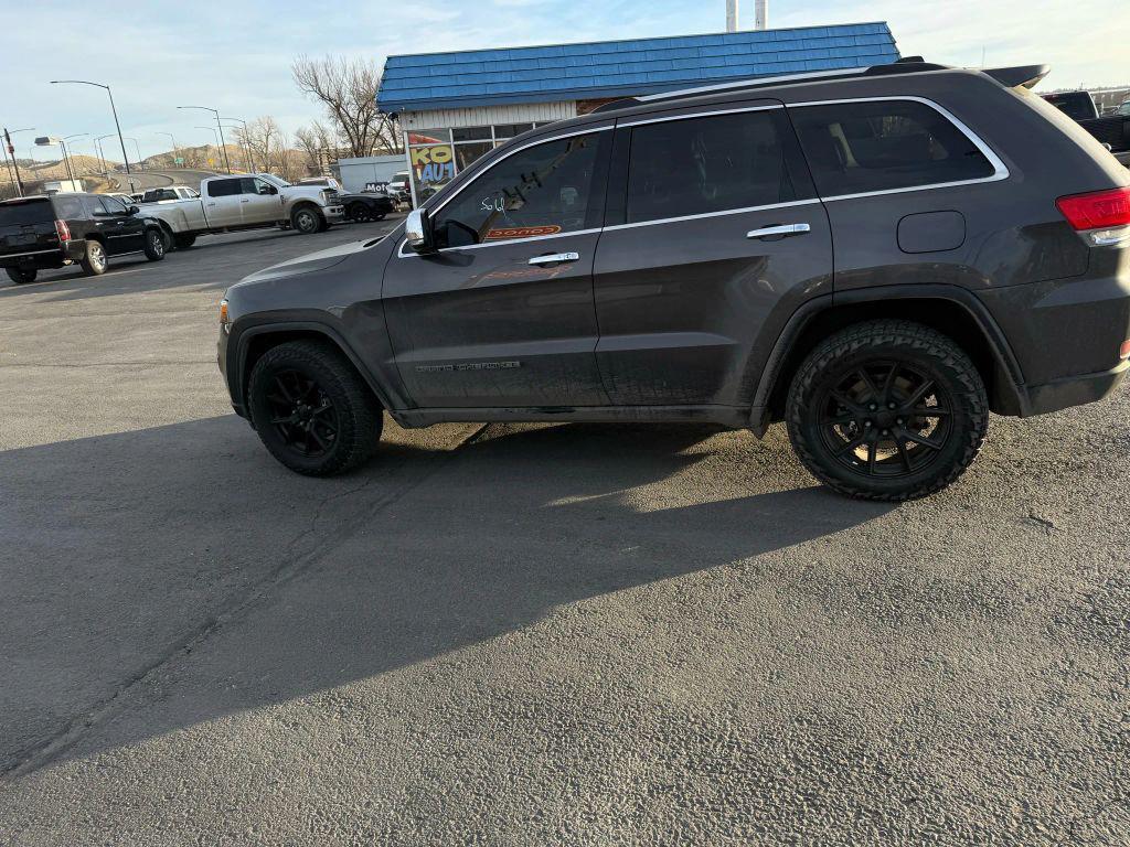 used 2018 Jeep Grand Cherokee car, priced at $16,995