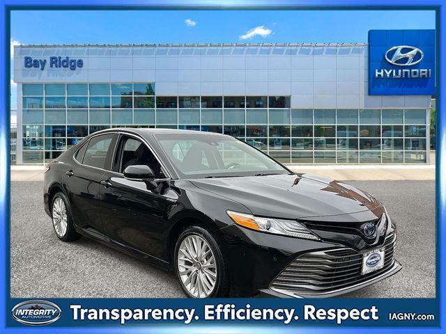 used 2018 Toyota Camry Hybrid car, priced at $21,999
