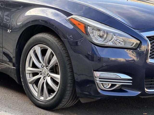 used 2015 INFINITI Q70 car, priced at $12,170