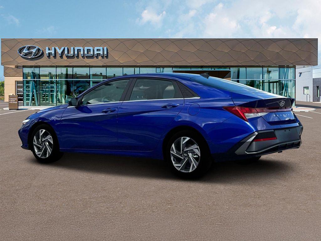 new 2025 Hyundai Elantra car
