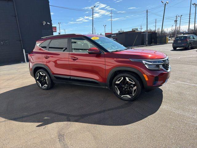 used 2025 Kia Seltos car, priced at $31,980