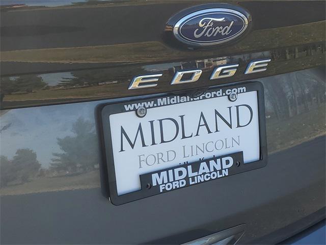 used 2024 Ford Edge car, priced at $27,900