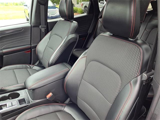 used 2023 Ford Escape car, priced at $24,900