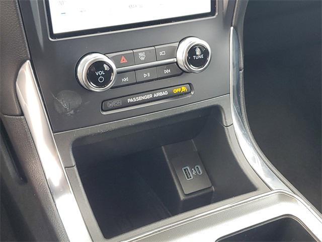 used 2024 Ford Edge car, priced at $25,900