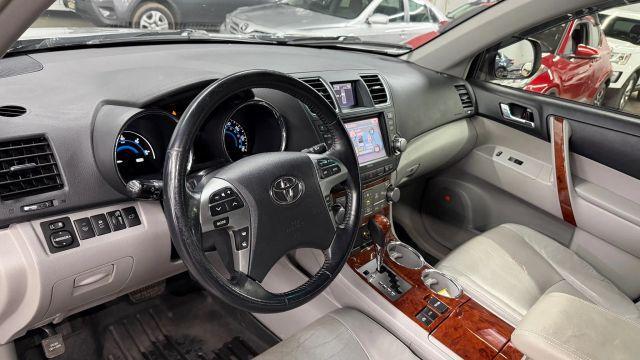 used 2011 Toyota Highlander Hybrid car, priced at $10,150
