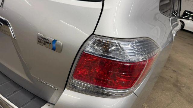 used 2011 Toyota Highlander Hybrid car, priced at $10,150