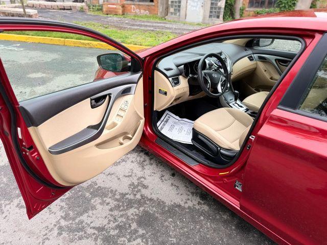 used 2012 Hyundai Elantra car