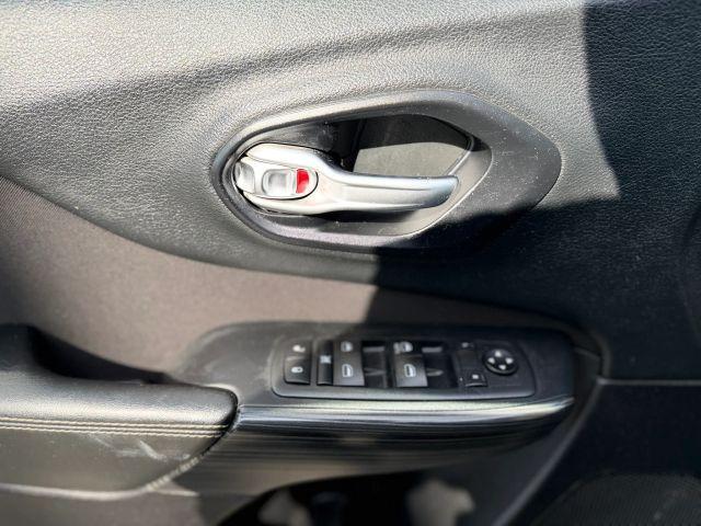 used 2015 Jeep Cherokee car, priced at $6,650