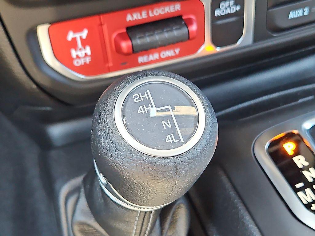 new 2025 Jeep Gladiator car, priced at $43,740