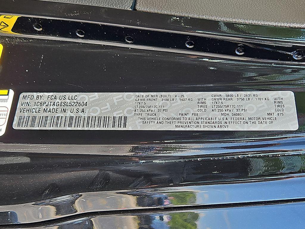 new 2025 Jeep Gladiator car, priced at $43,740