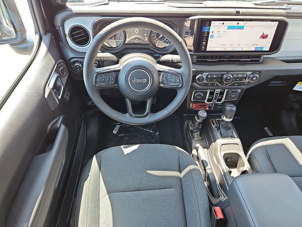 new 2025 Jeep Gladiator car, priced at $43,740