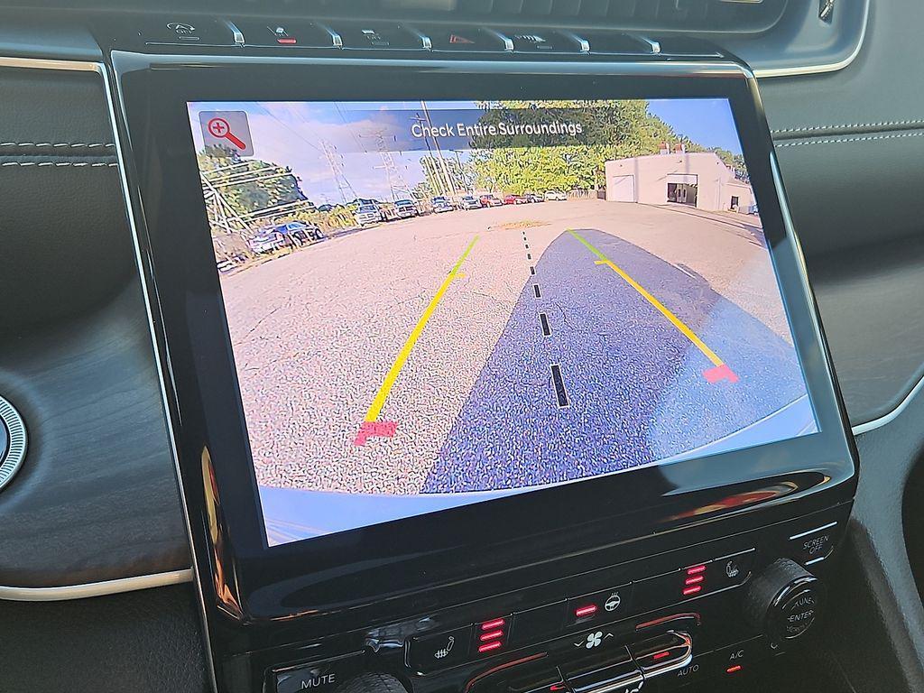 new 2025 Jeep Grand Cherokee car, priced at $38,360