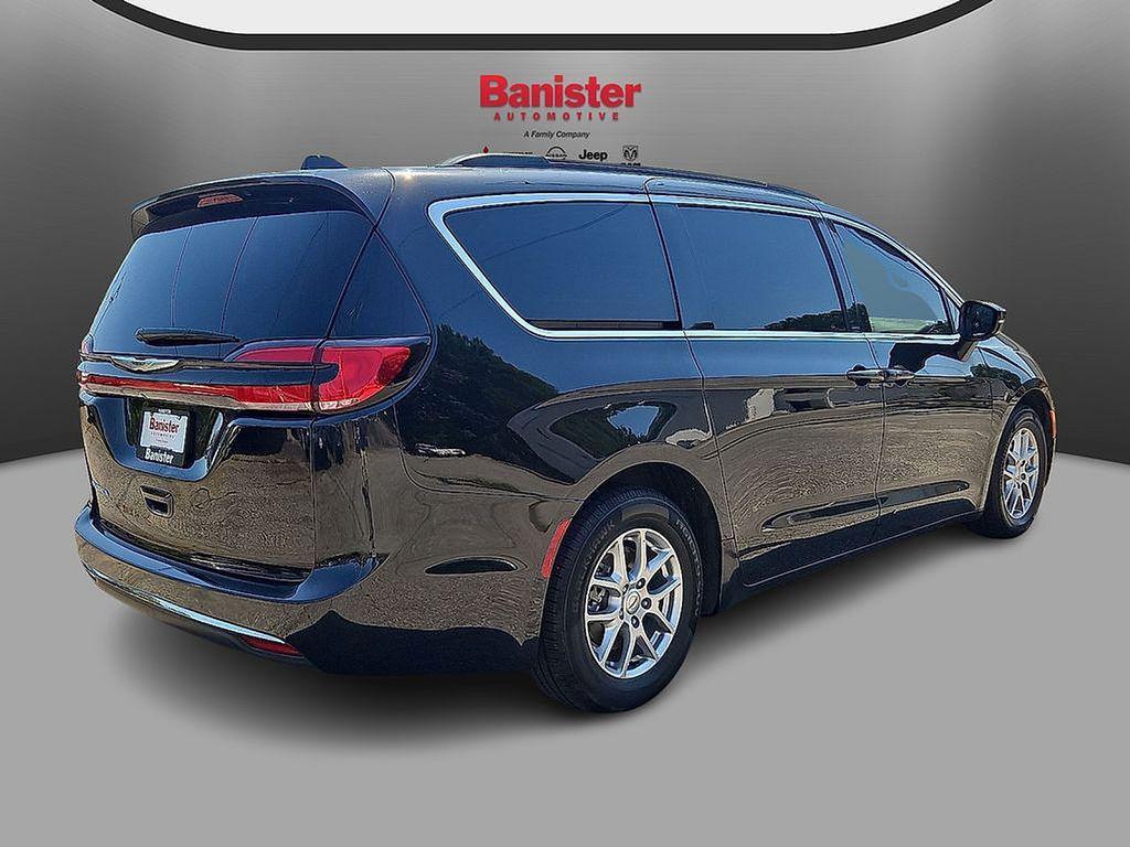 used 2022 Chrysler Pacifica car, priced at $26,686