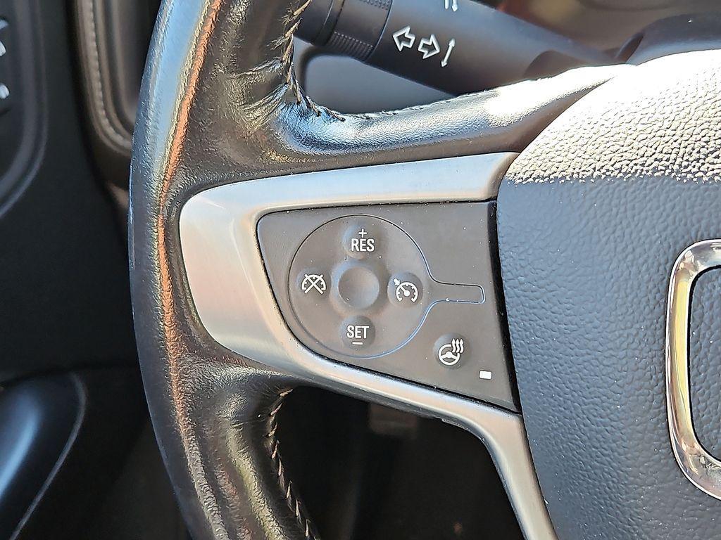 used 2022 GMC Canyon car, priced at $27,399