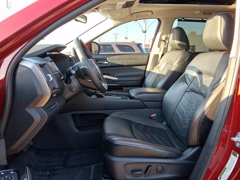 used 2023 Nissan Pathfinder car, priced at $36,279