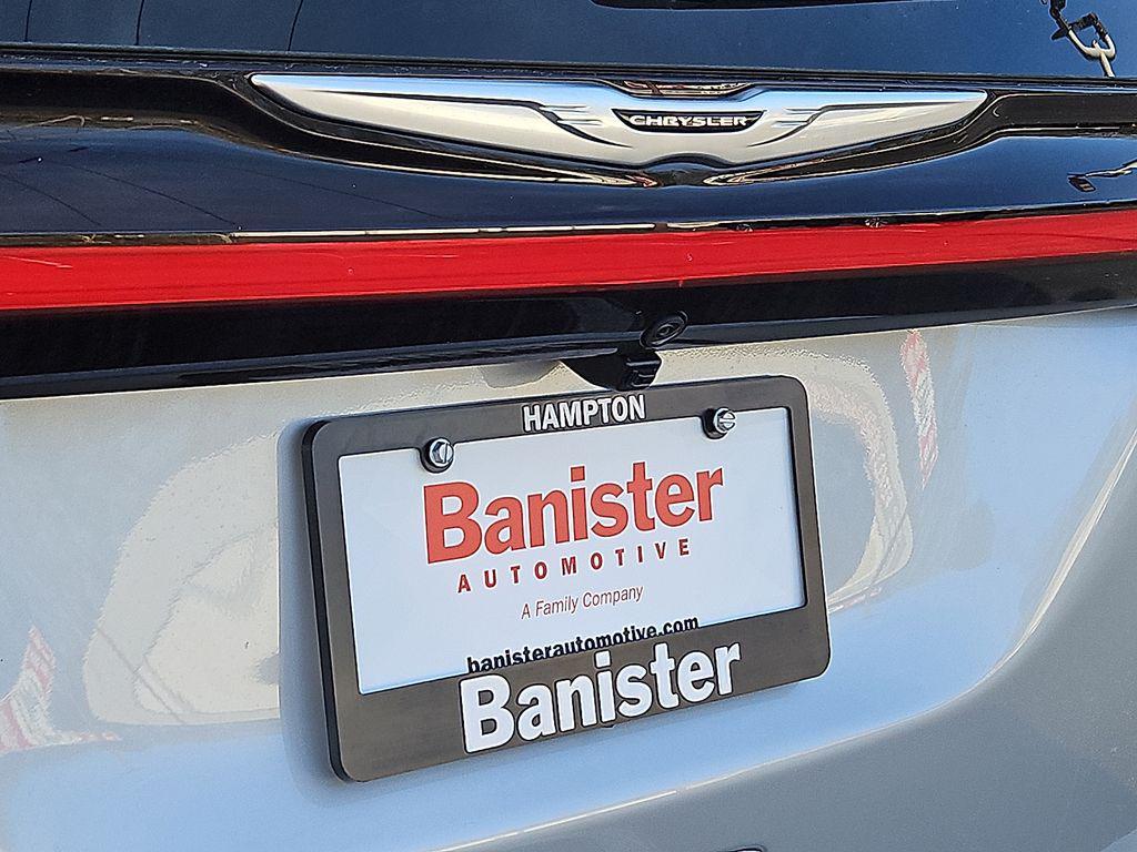 new 2026 Chrysler Pacifica car, priced at $40,572