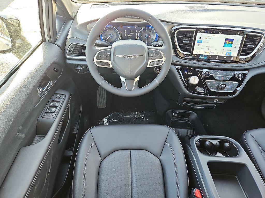 new 2026 Chrysler Pacifica car, priced at $40,572