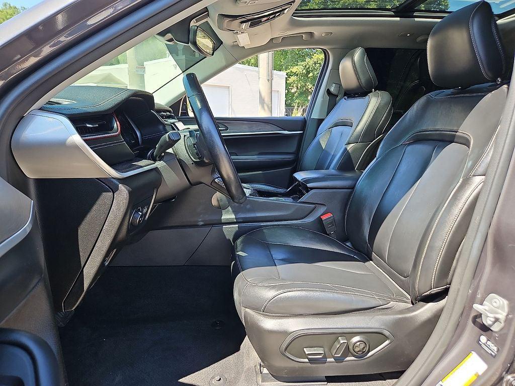 used 2022 Jeep Grand Cherokee car, priced at $28,586