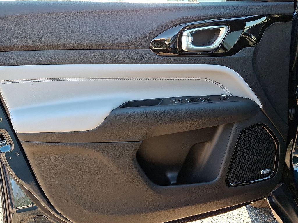 new 2026 Jeep Compass car, priced at $33,565