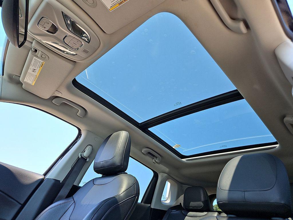 used 2020 Jeep Compass car, priced at $20,882