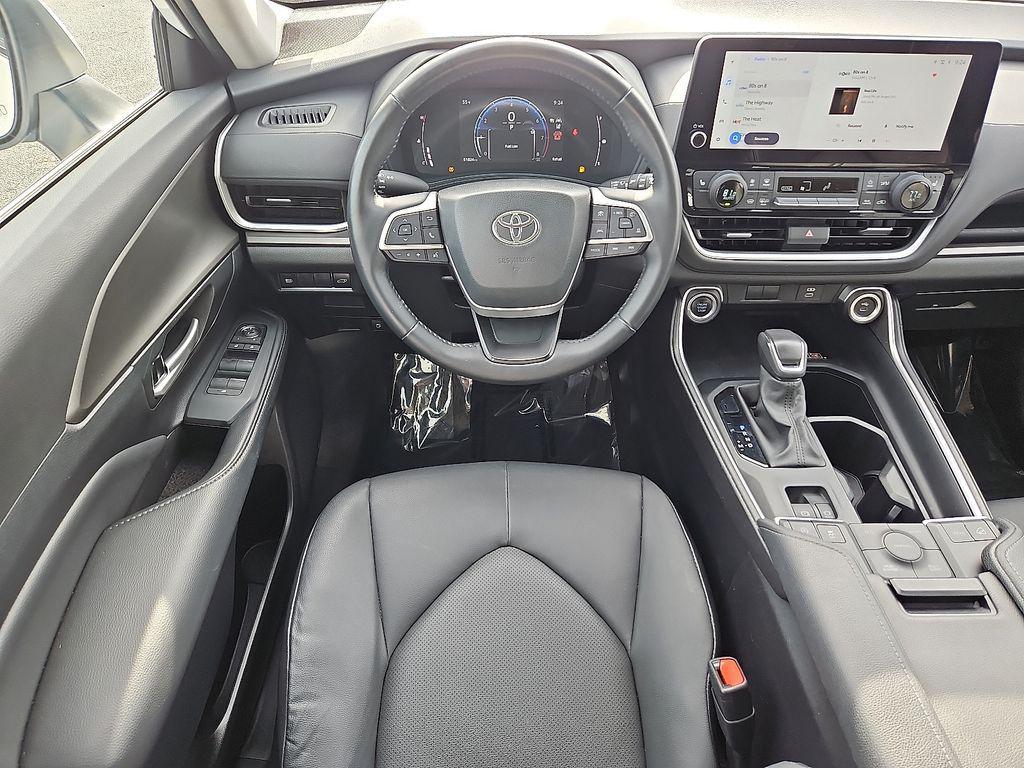 used 2024 Toyota Grand Highlander car, priced at $39,525