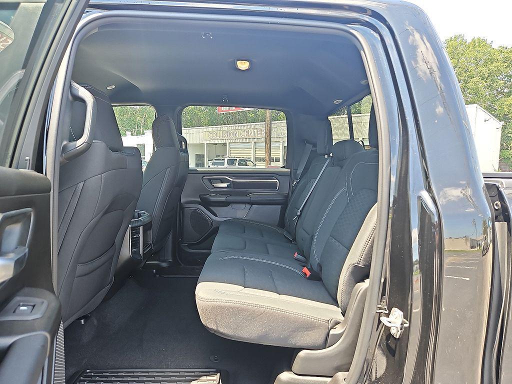 new 2025 Ram 1500 car, priced at $52,560