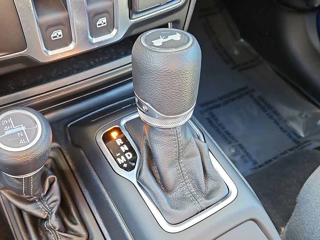 new 2026 Jeep Wrangler car, priced at $38,092