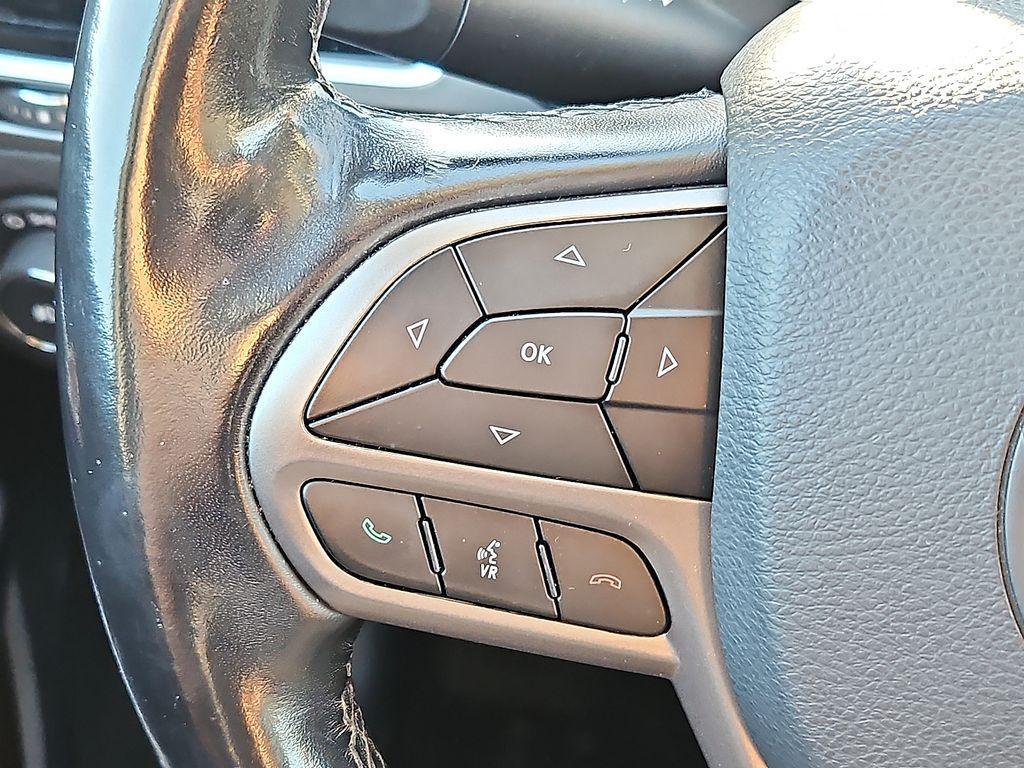 used 2020 Jeep Cherokee car, priced at $15,788