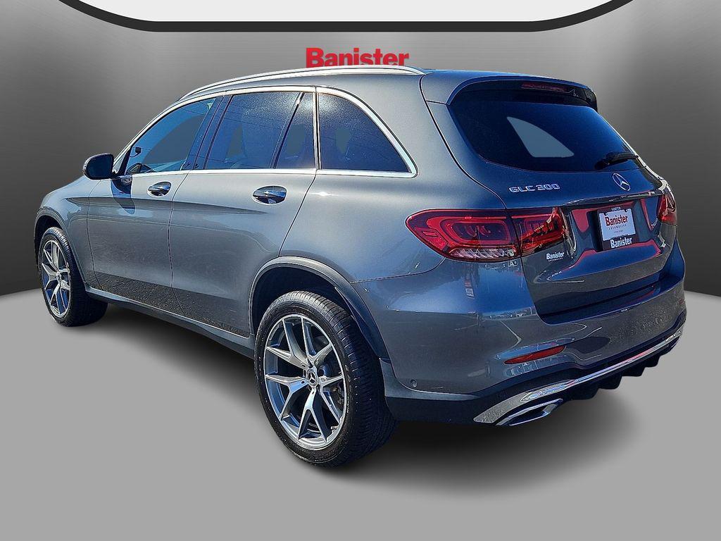 used 2021 Mercedes-Benz GLC 300 car, priced at $25,547