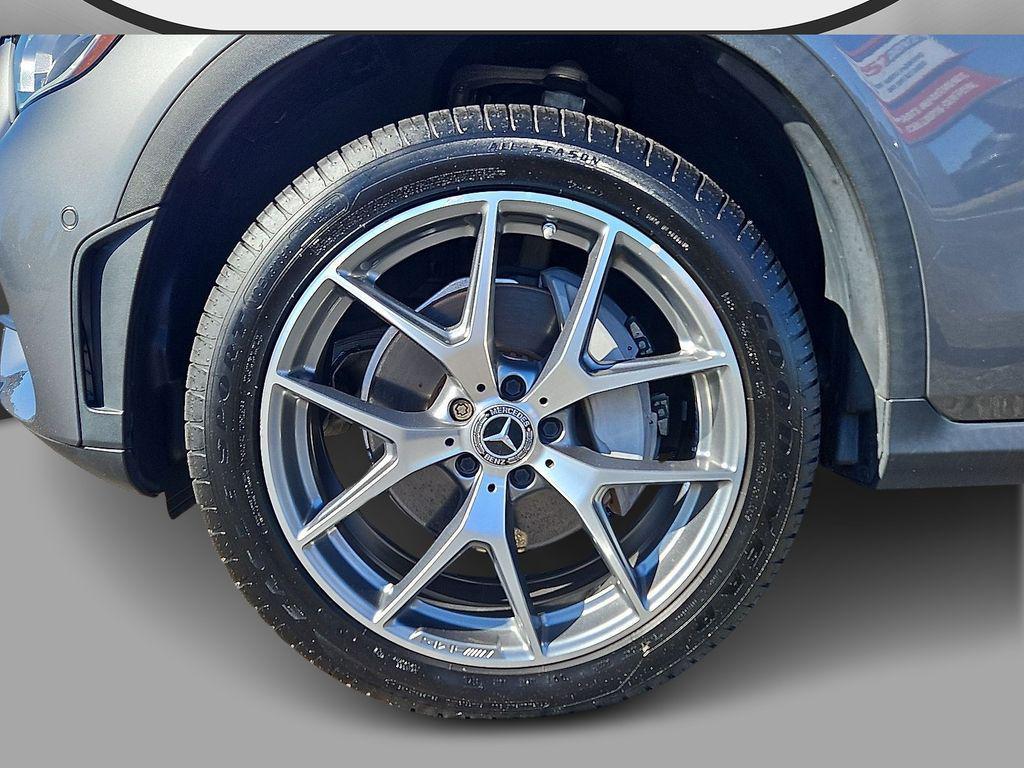 used 2021 Mercedes-Benz GLC 300 car, priced at $25,547