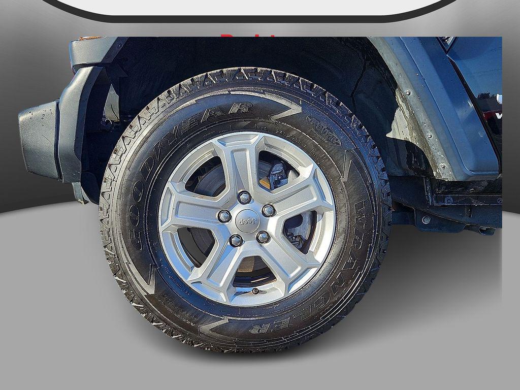 used 2019 Jeep Wrangler Unlimited car, priced at $17,411