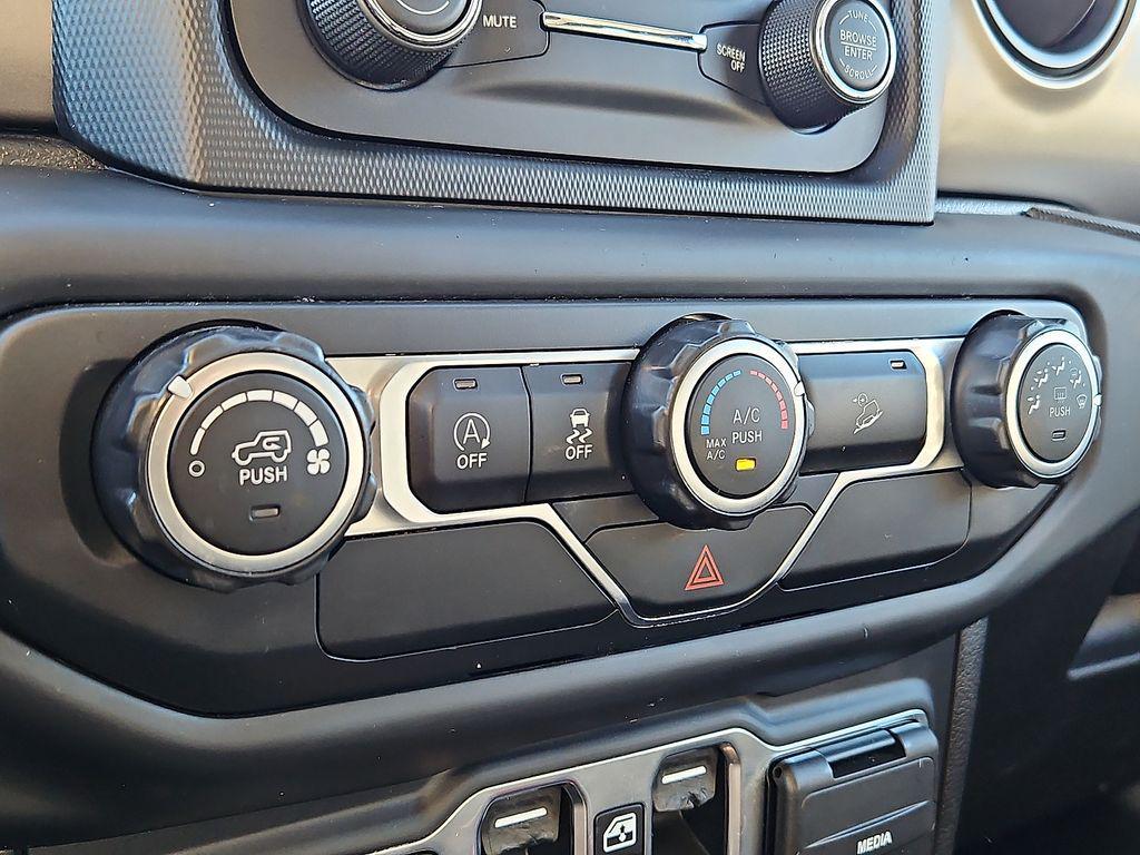 used 2019 Jeep Wrangler Unlimited car, priced at $17,411