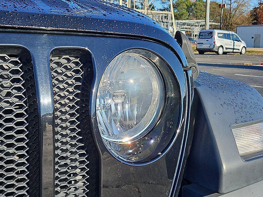 used 2019 Jeep Wrangler Unlimited car, priced at $17,411