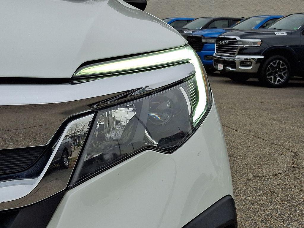 used 2021 Honda Pilot car, priced at $24,568