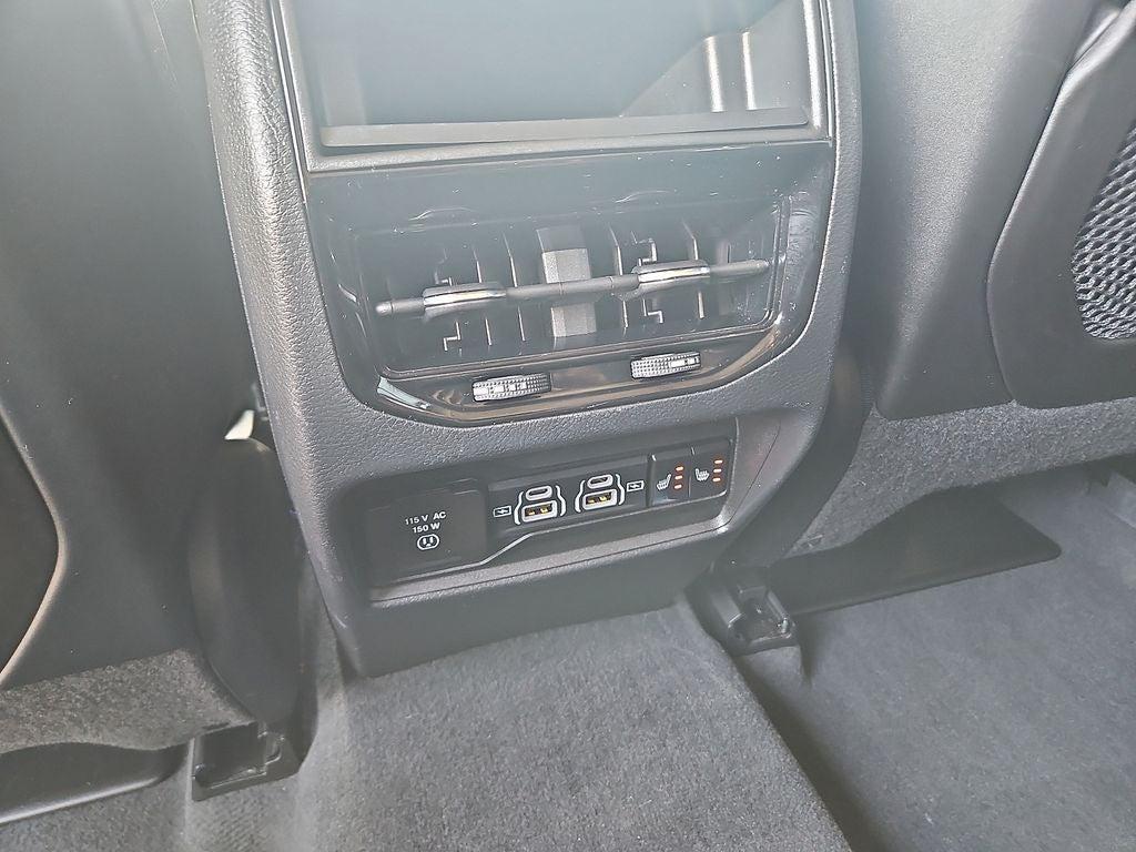 used 2023 Jeep Grand Cherokee car, priced at $31,900