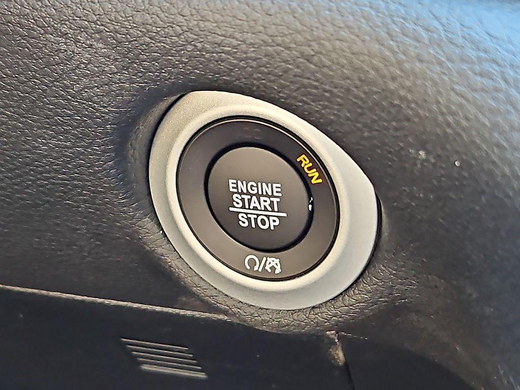 new 2026 Chrysler Pacifica car, priced at $43,008