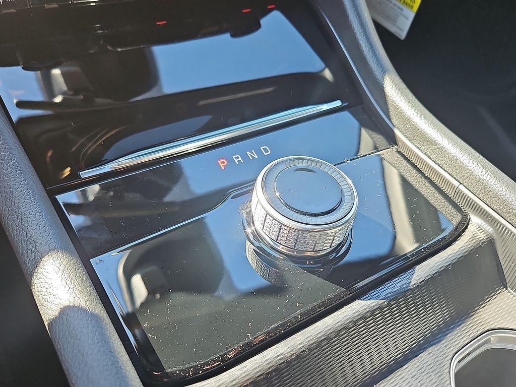 new 2025 Jeep Grand Cherokee car, priced at $36,000