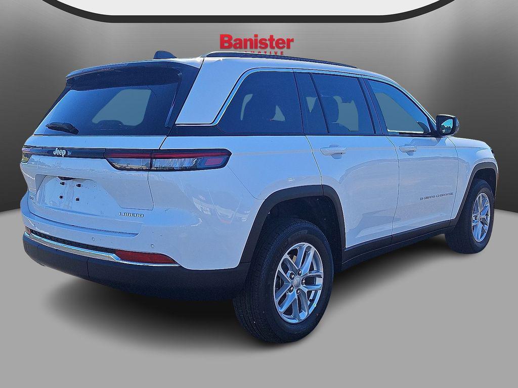 new 2025 Jeep Grand Cherokee car, priced at $36,000
