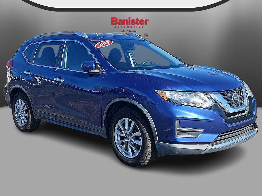 used 2019 Nissan Rogue car, priced at $15,893