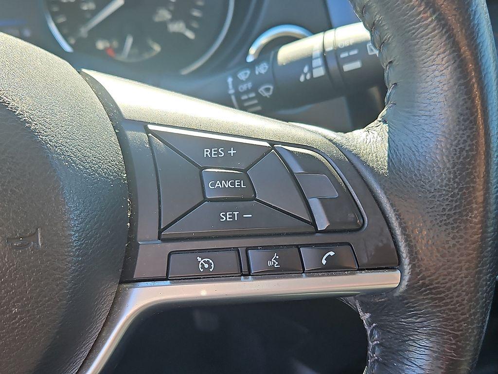 used 2019 Nissan Rogue car, priced at $15,893