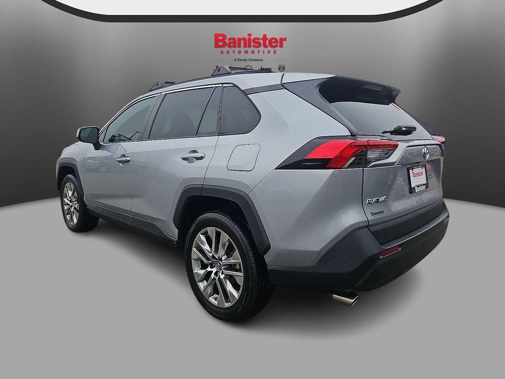 used 2019 Toyota RAV4 car, priced at $26,475
