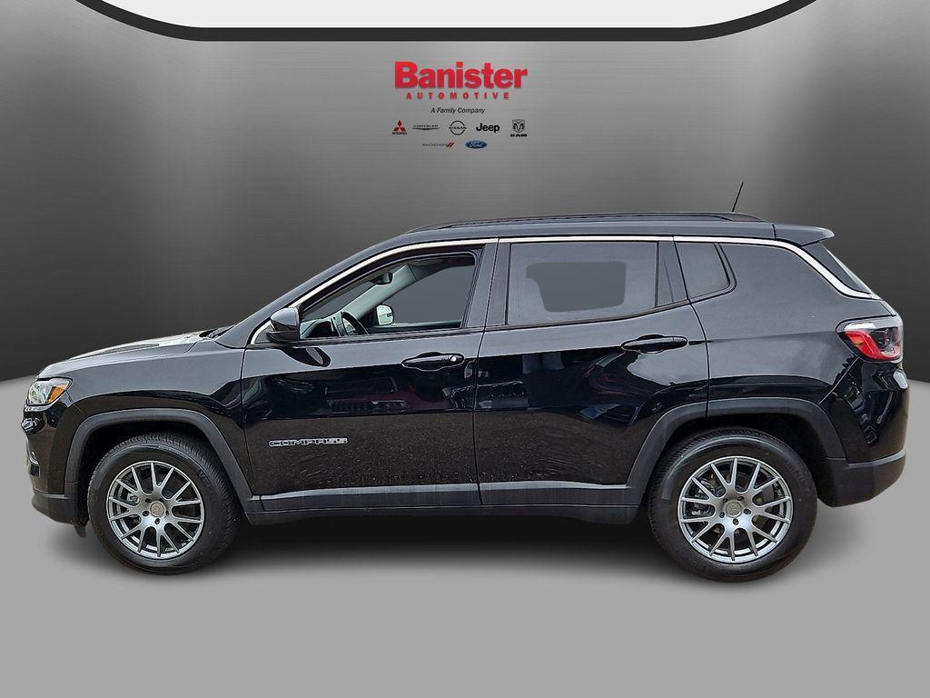 used 2022 Jeep Compass car, priced at $20,297