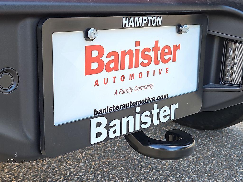 new 2025 Jeep Wrangler car, priced at $43,997