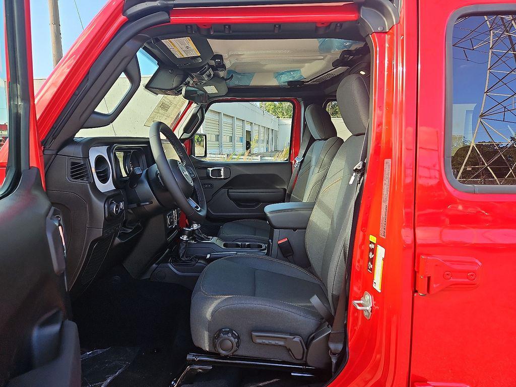 new 2025 Jeep Wrangler car, priced at $43,997