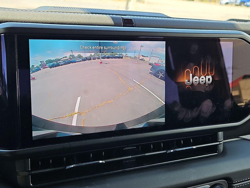 new 2025 Jeep Wrangler car, priced at $45,318