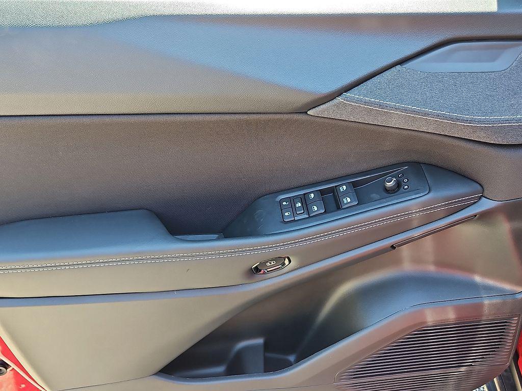 new 2026 Jeep Cherokee car, priced at $38,391