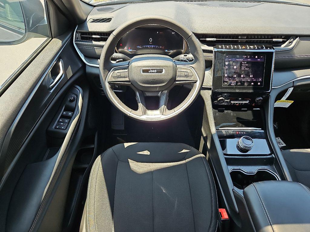 new 2025 Jeep Grand Cherokee L car, priced at $34,500